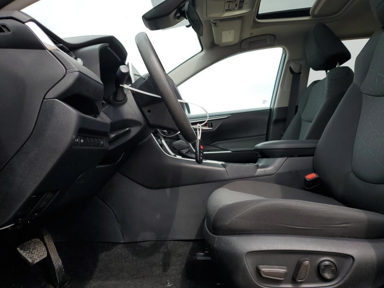 2024 TOYOTA RAV4 XLE VIN:2T3W1RFV9RC278212