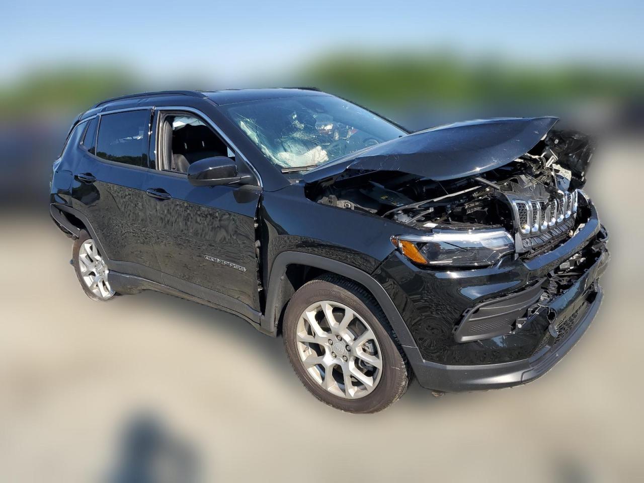 2024 JEEP COMPASS LATITUDE LUX VIN:3C4NJDFN4RT599336