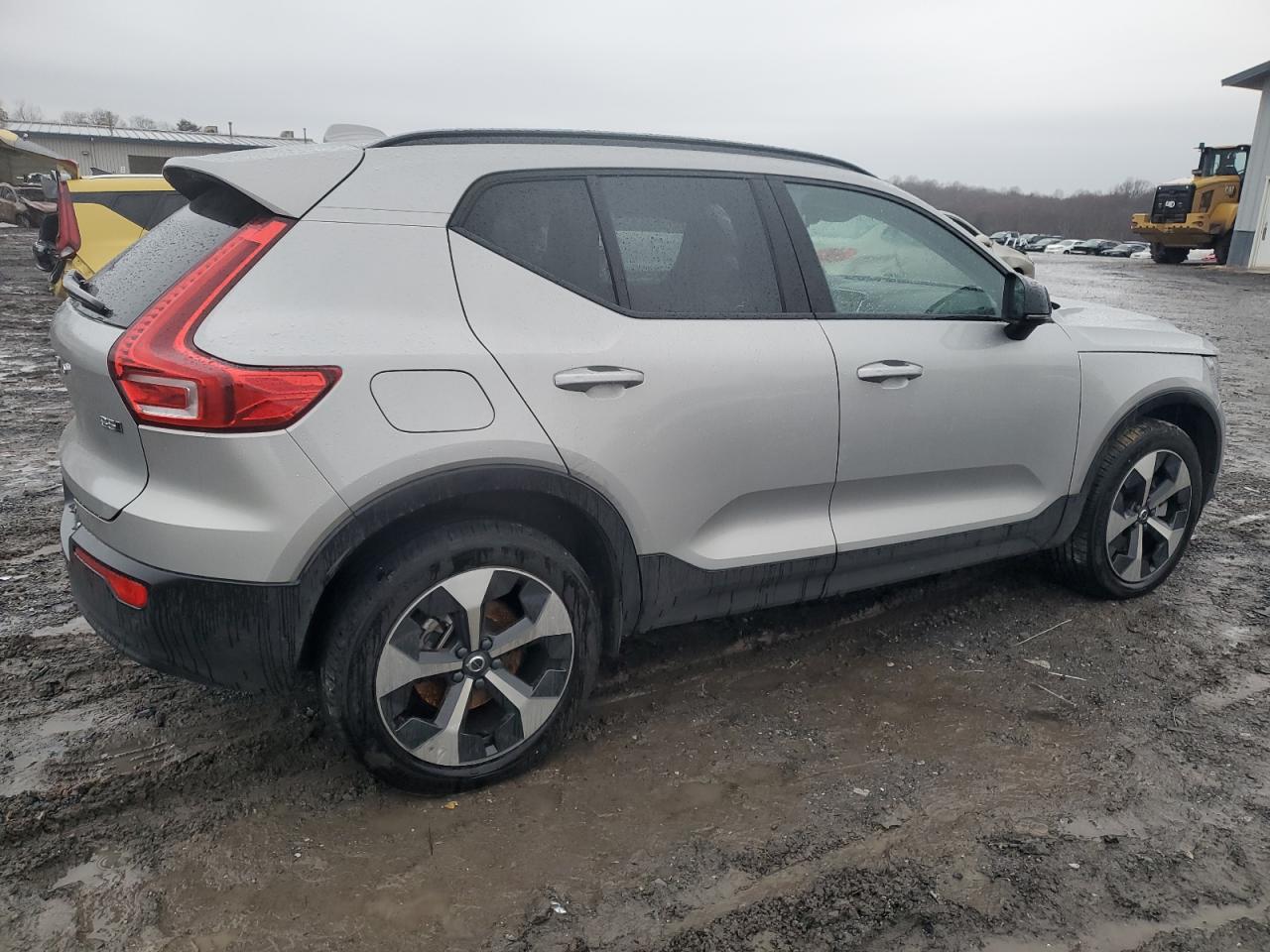 2023 VOLVO XC40 PLUS VIN:YV4L12UW0P2111986