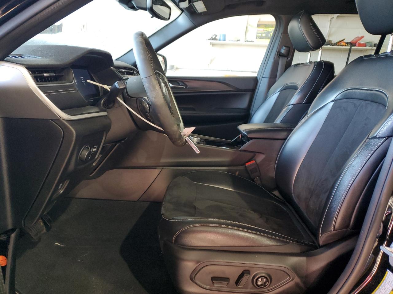 2023 JEEP GRAND CHEROKEE LAREDO VIN:1C4RJHAG5PC570311