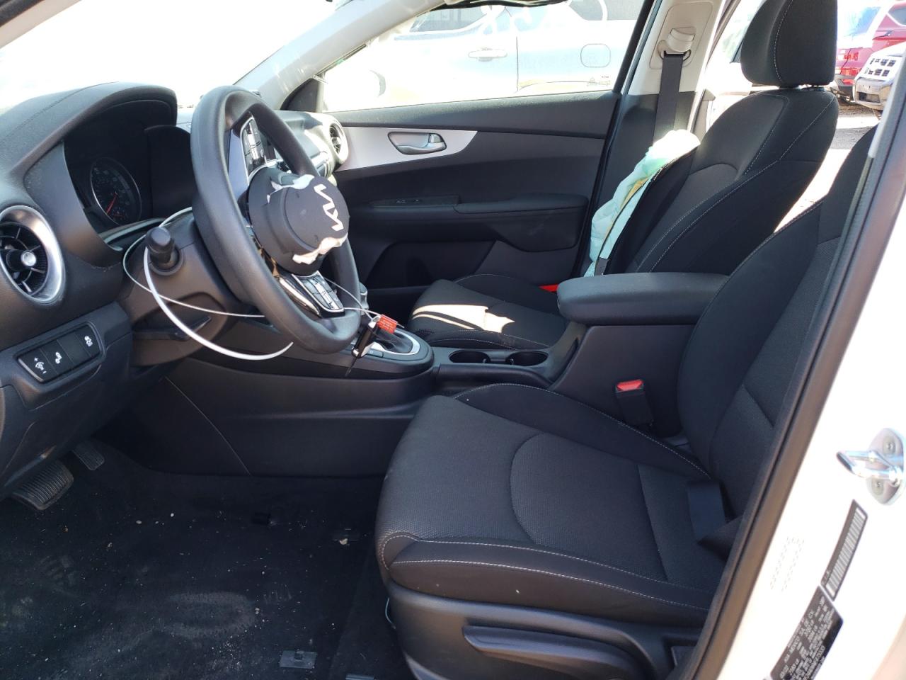 2022 KIA FORTE FE VIN:3KPF24AD6NE475535