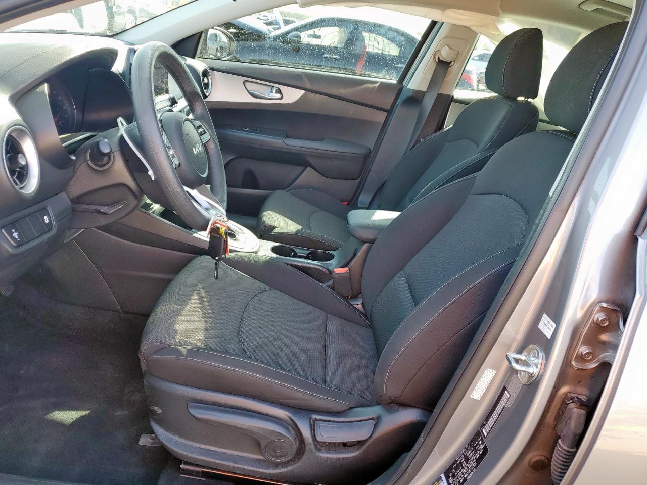 2023 KIA FORTE LX VIN:3KPF24AD5PE621930