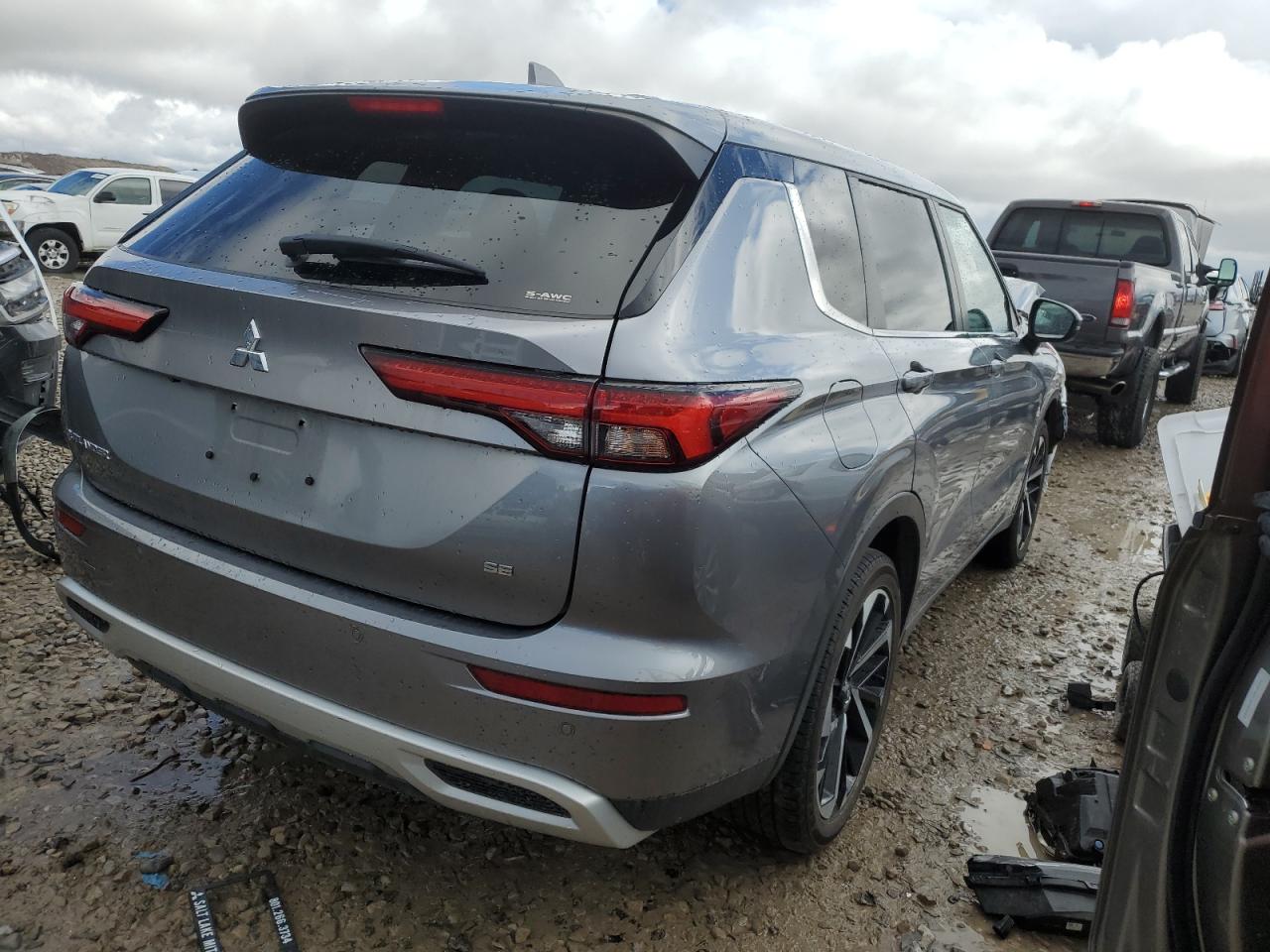 2022 MITSUBISHI OUTLANDER SE VIN:JA4J4UA86NZ086433