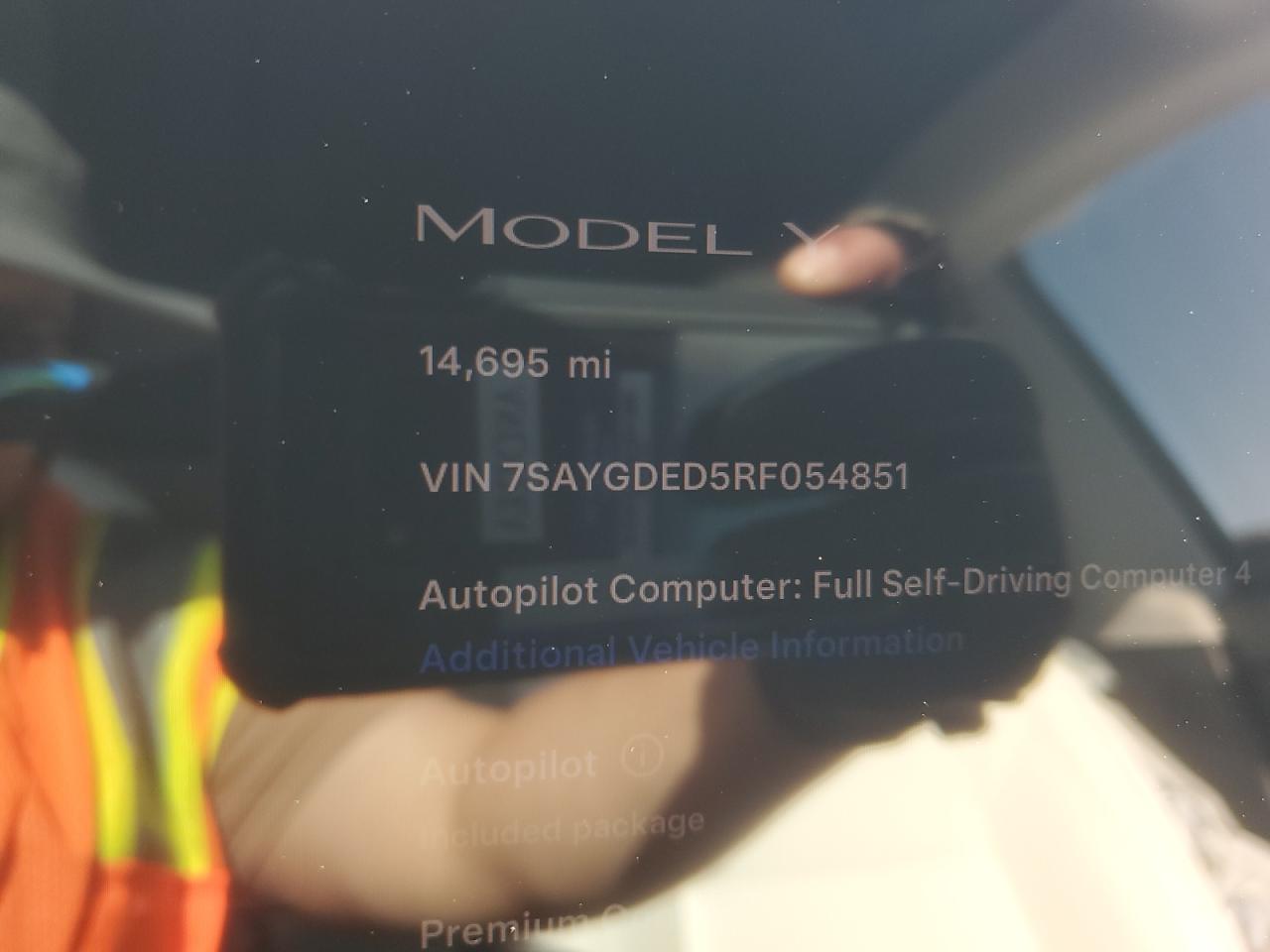 2024 TESLA MODEL Y  VIN:7SAYGDED5RF054851