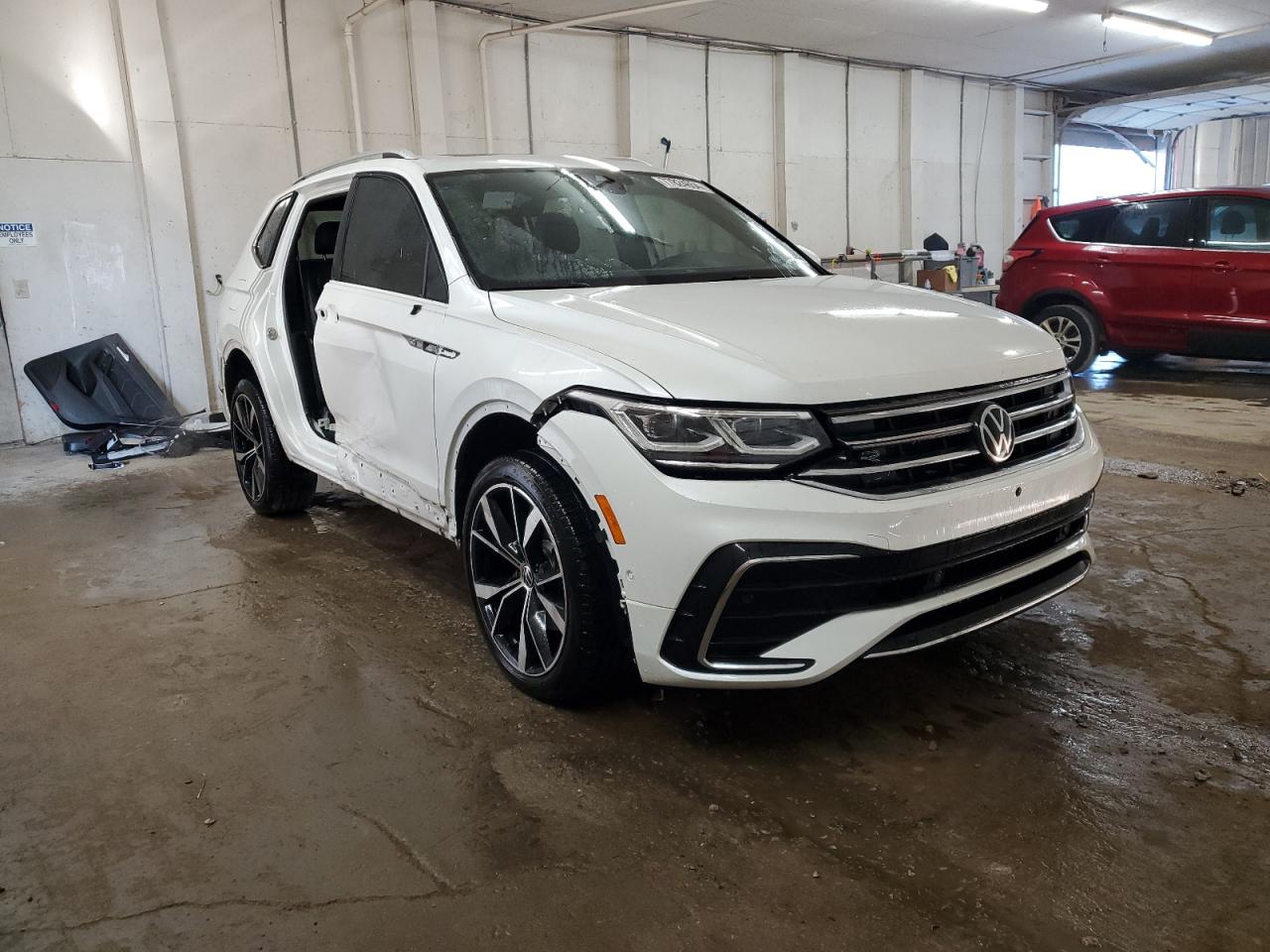 2022 VOLKSWAGEN TIGUAN SEL R-LINE VIN:3VV4B7AX6NM117300