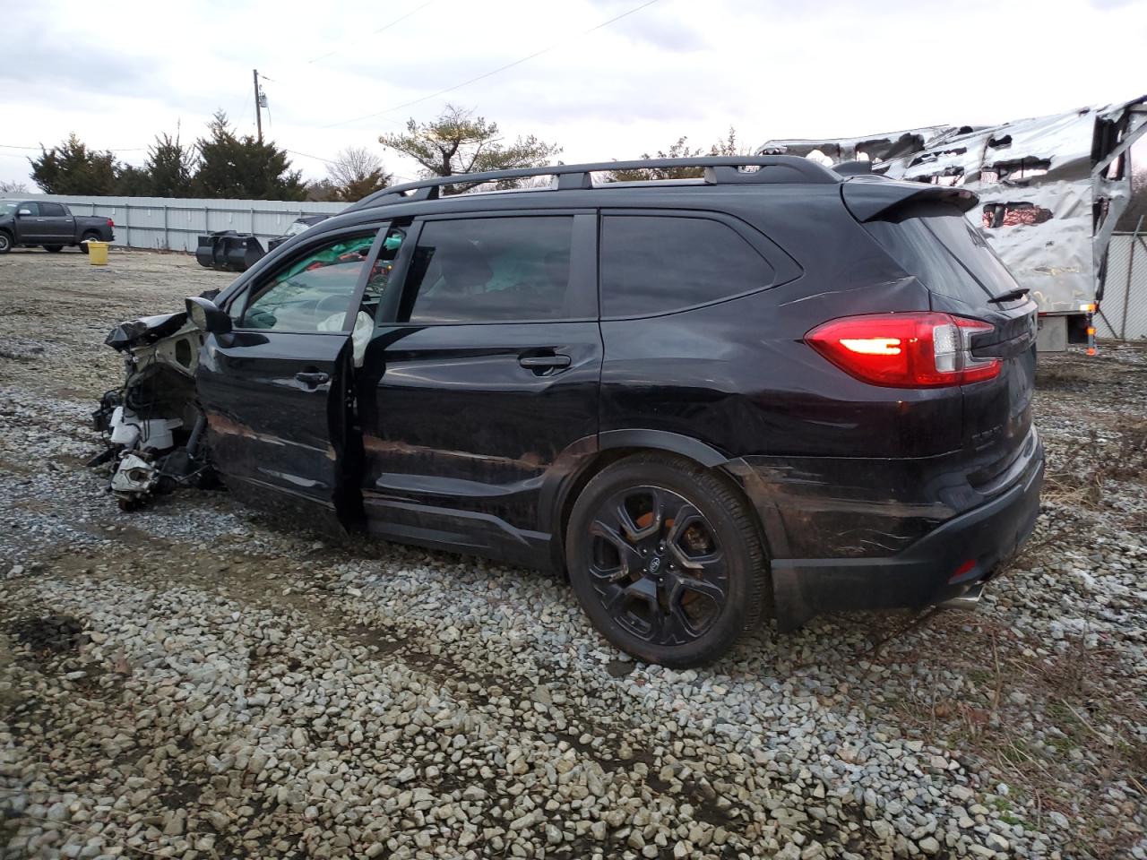 2023 SUBARU ASCENT LIMITED VIN:3LNHM28T17R617141