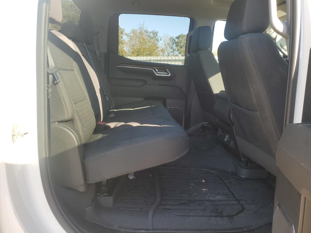 2023 GMC SIERRA K1500 SLE VIN:JM1BM1W36E1112033