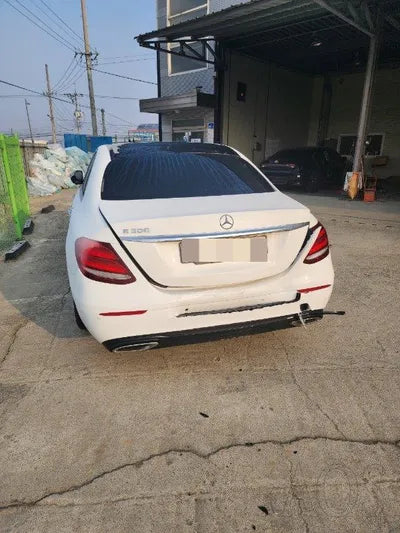 2016 Mercedes-Benz E 300 VIN: