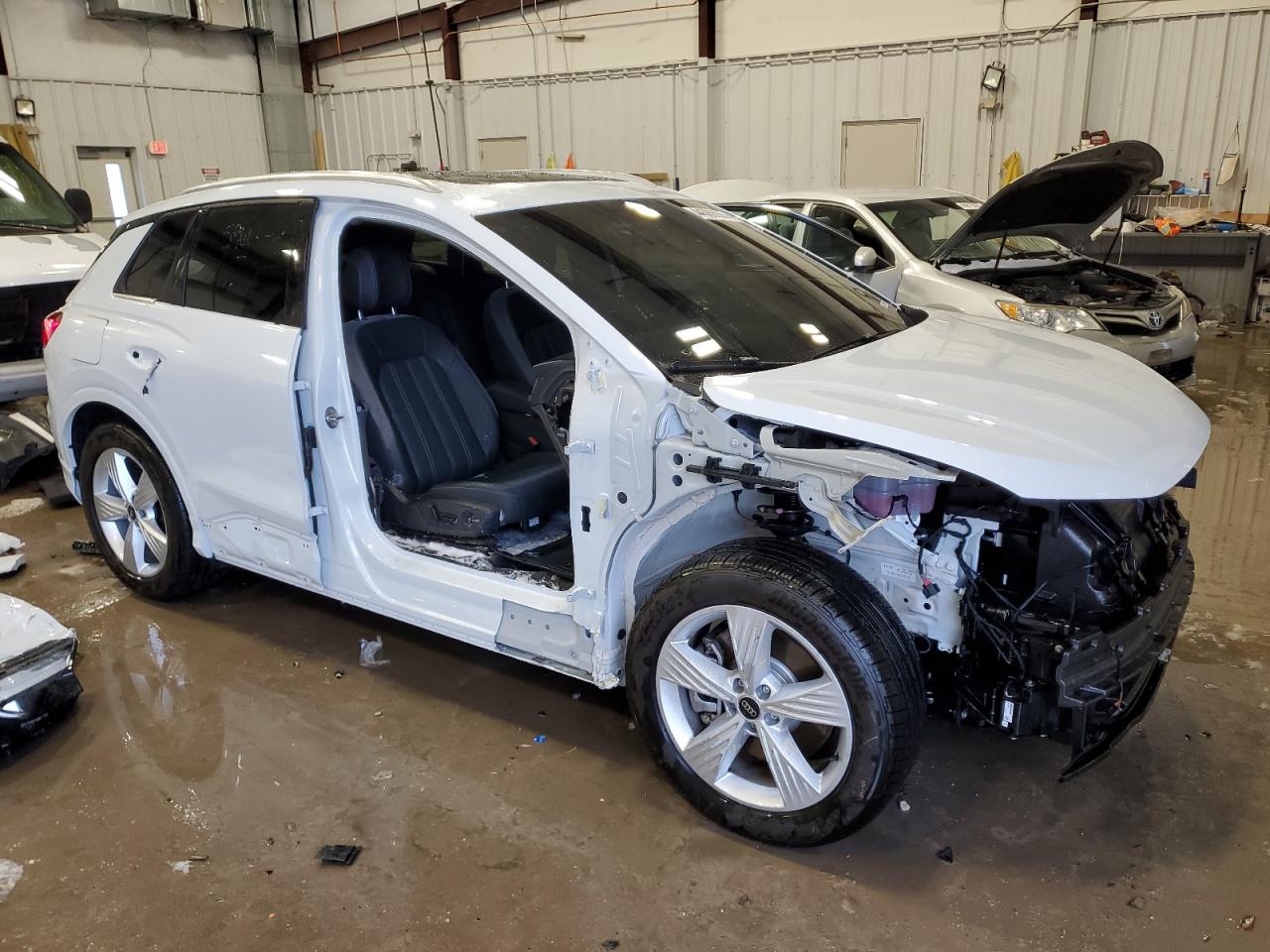 2024 AUDI Q4 E-TRON PREMIUM VIN:WA1KUBFZ9RP053762