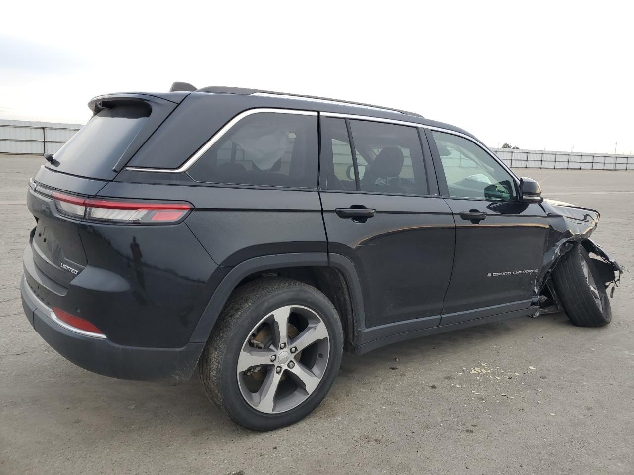 2023 JEEP GRAND CHEROKEE LIMITED VIN:1C4RJGBG2PC523181
