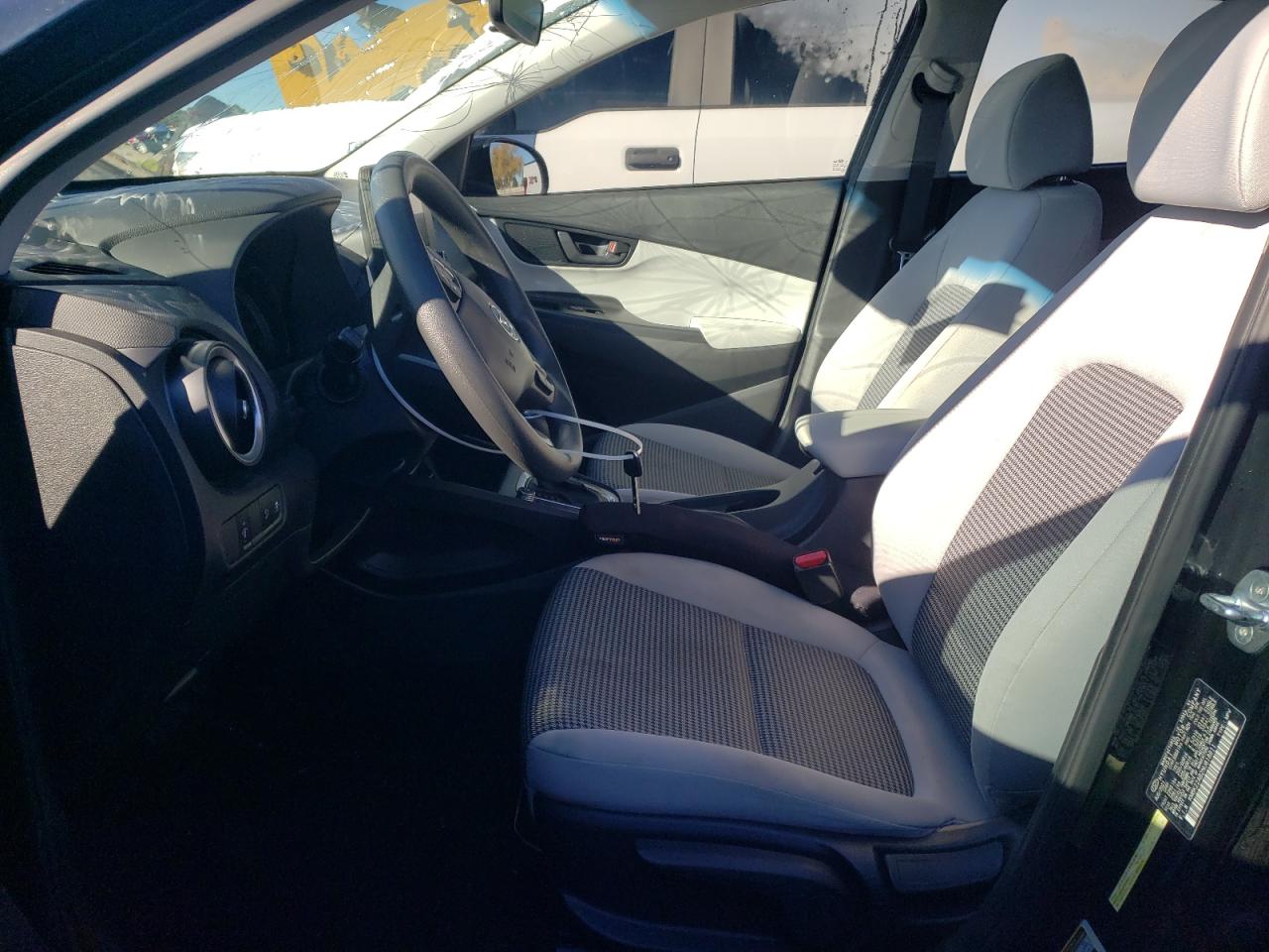 2022 HYUNDAI KONA SEL VIN:KM8K22AB2NU818811