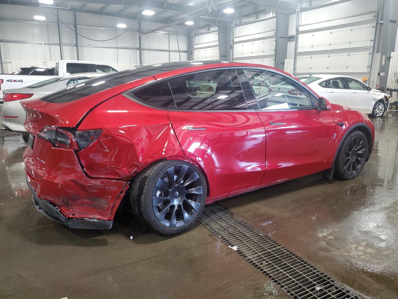 2023 TESLA MODEL Y  VIN:7SAYGDEE3PA103354