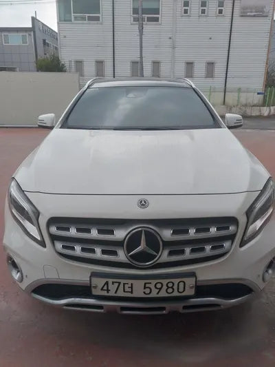 2019 Mercedes-Benz GLA 220 VIN: