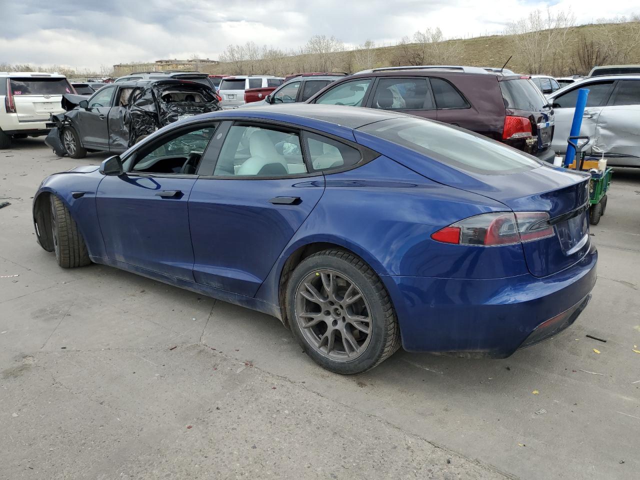 2022 TESLA MODEL S  VIN:5YJSA1E57NF469210