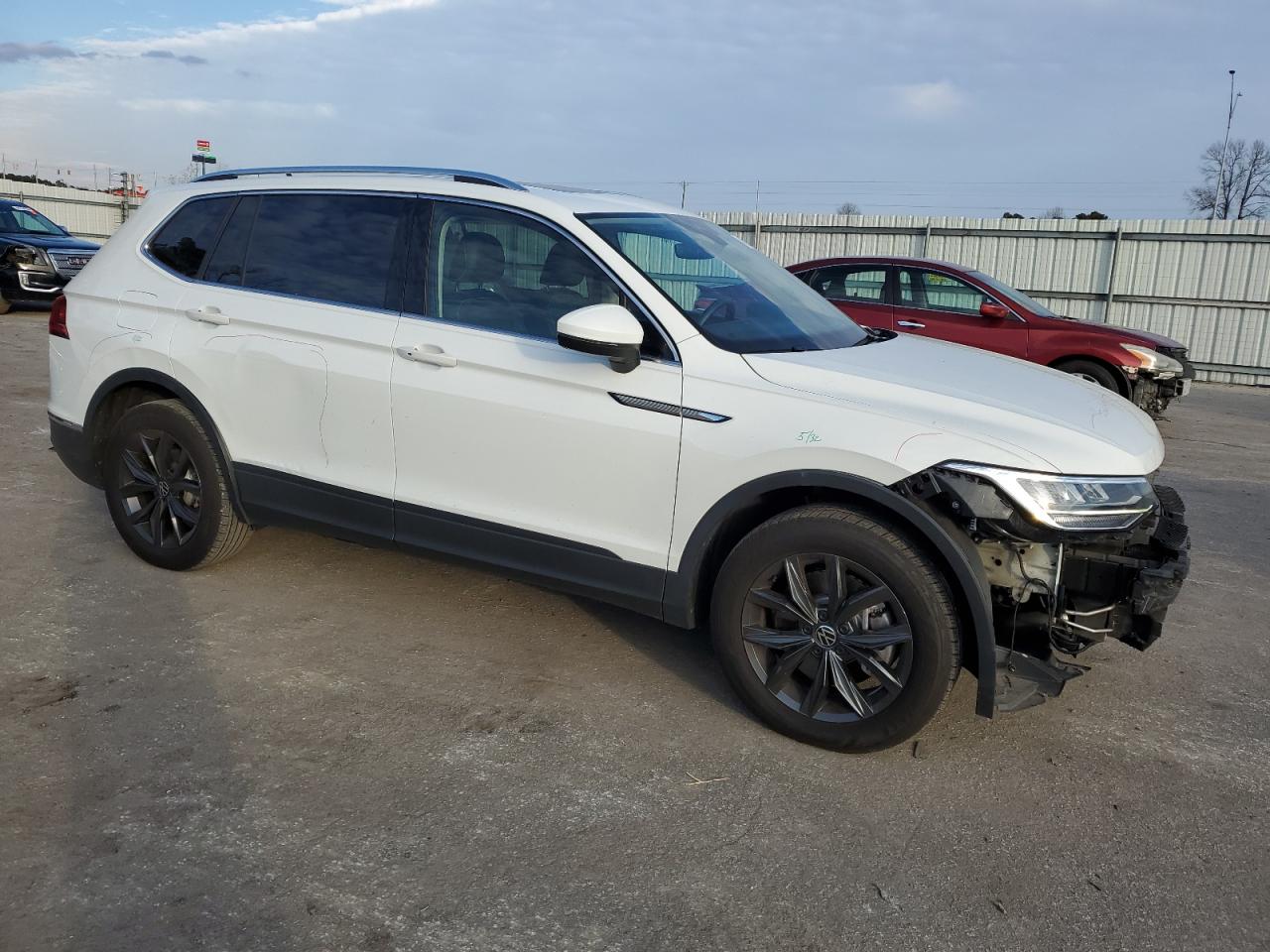 2022 VOLKSWAGEN TIGUAN SE VIN:3VV3B7AX9NM164428
