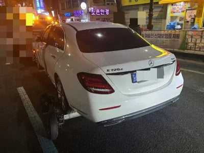 2020 Mercedes-Benz E 220 WDDZF0FB5LA752179 VIN:WDDZF0FB5LA752179