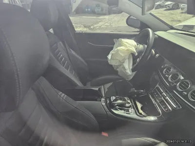 2019 Mercedes-Benz E 300 VIN: