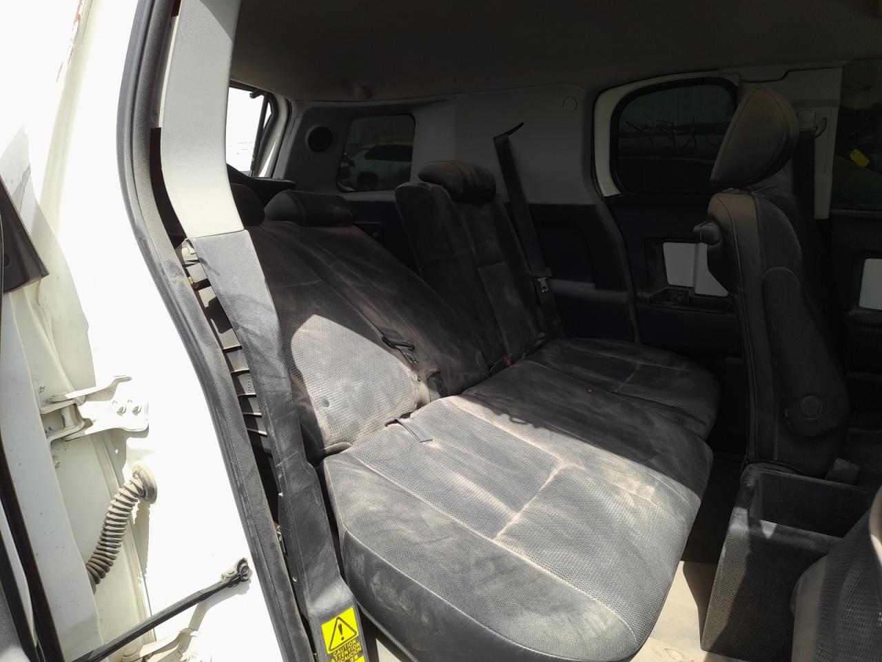 2015 TOYOTA FJ CRUISER VIN:JTEBU11F8FK******