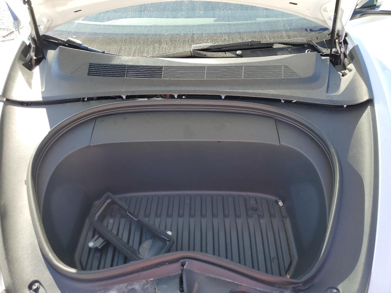 2024 TESLA MODEL 3  VIN:5YJ3E1EA0RF769716