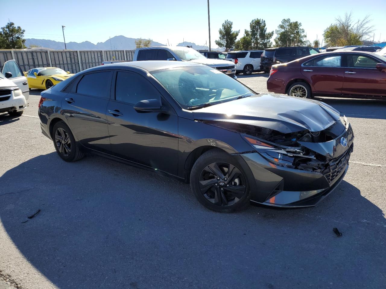 2022 HYUNDAI ELANTRA SEL VIN:5NPLM4AG1NH077569