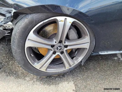 2019 Mercedes-Benz E 300 VIN: