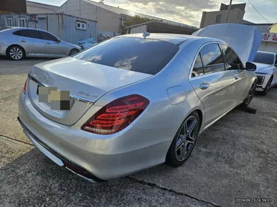 2016 Mercedes-Benz S 400 VIN: