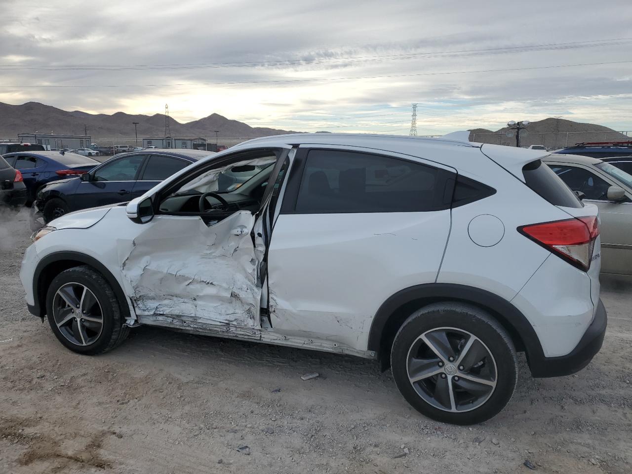 2022 HONDA HR-V EX VIN:3CZRU5H57NM707569