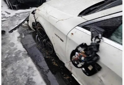 2018 benz mercedes-amg s63 4matic + l WDDUG8JB0JA392586 VIN:WDDUG8JB0JA392586