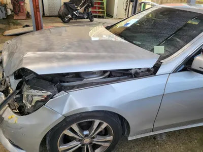 2014 Mercedes-Benz E 220 VIN: