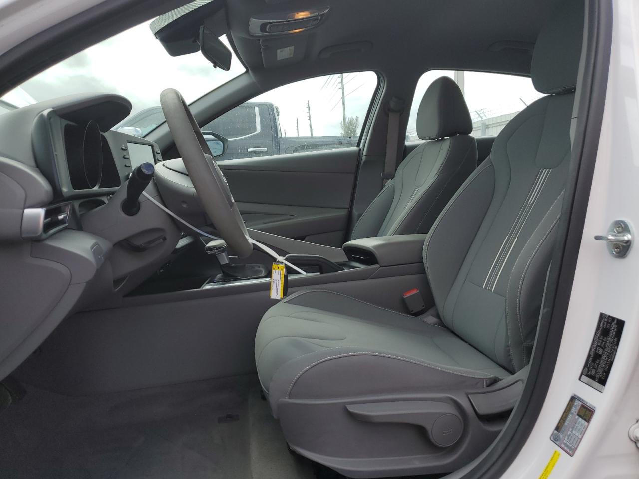 2022 HYUNDAI ELANTRA SEL VIN:5NPLM4AG7NH073686