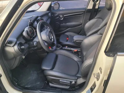 2017 MINI Cooper VIN: