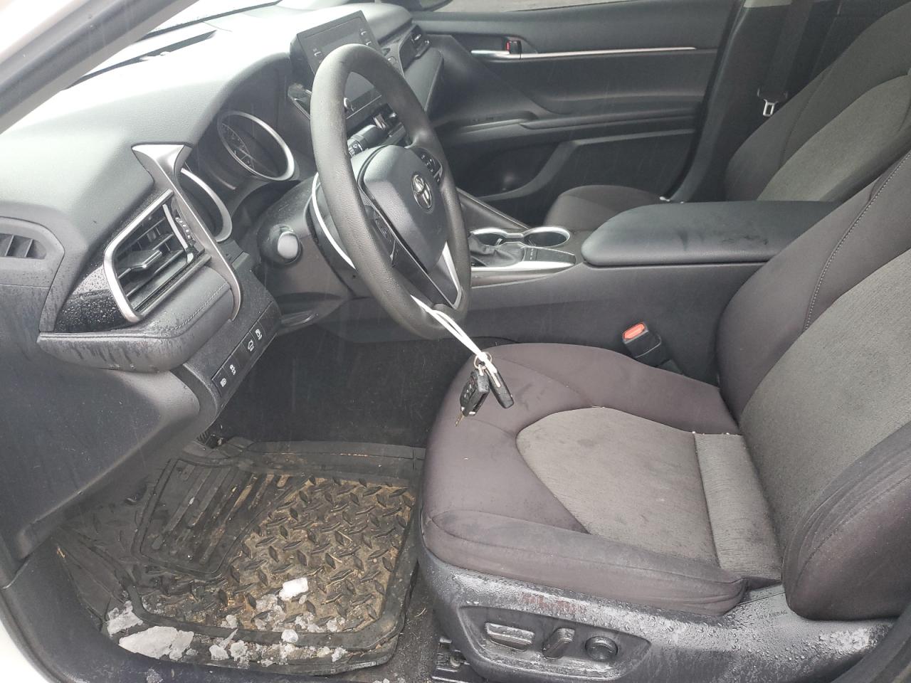 2022 TOYOTA CAMRY LE VIN:4T1C11AK4NU638683