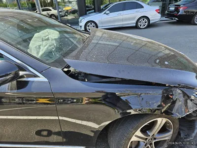 2018 Mercedes-Benz E 300 VIN: