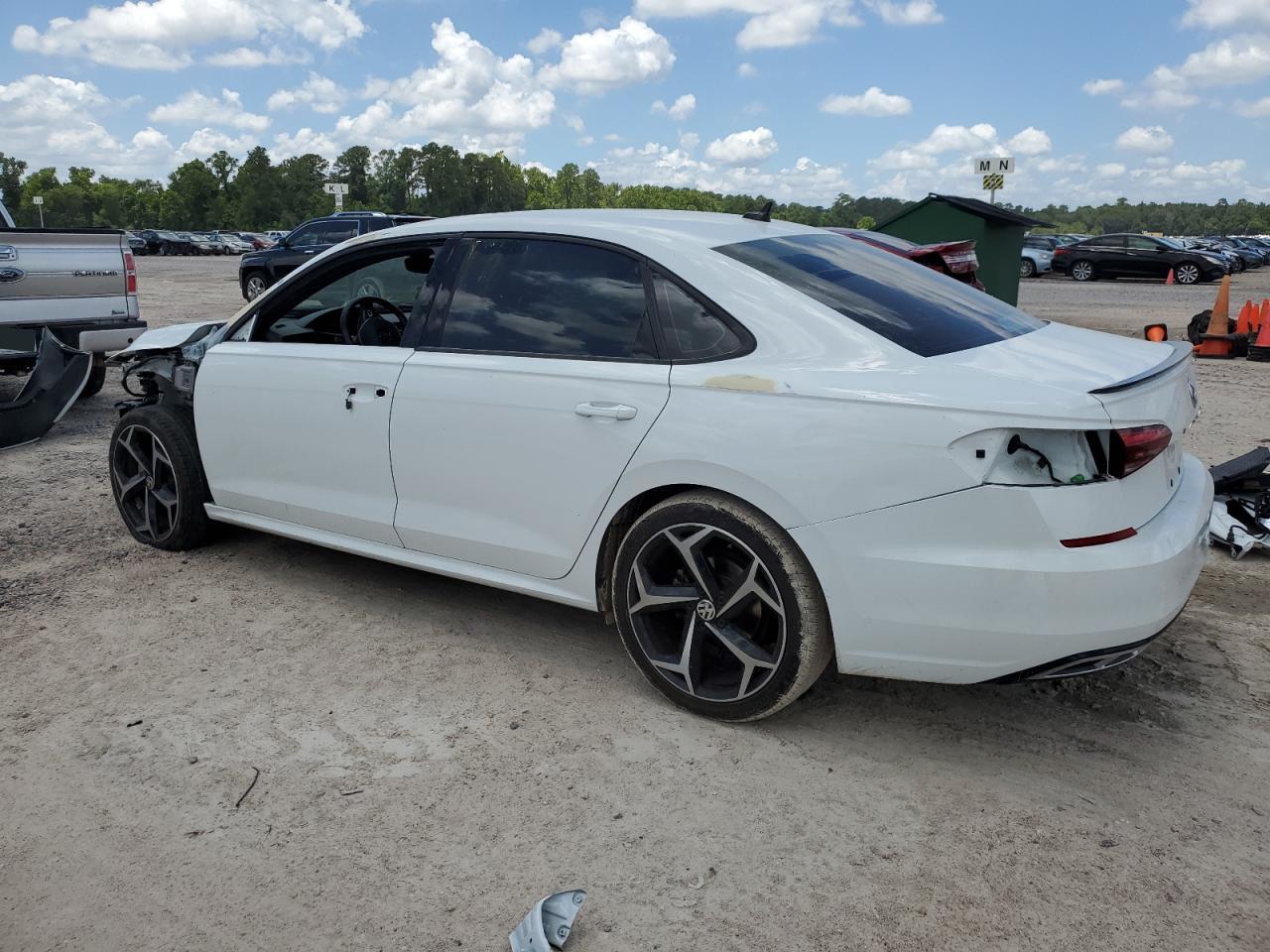 2022 VOLKSWAGEN PASSAT R-LINE VIN:1VWMA7A38NC002632