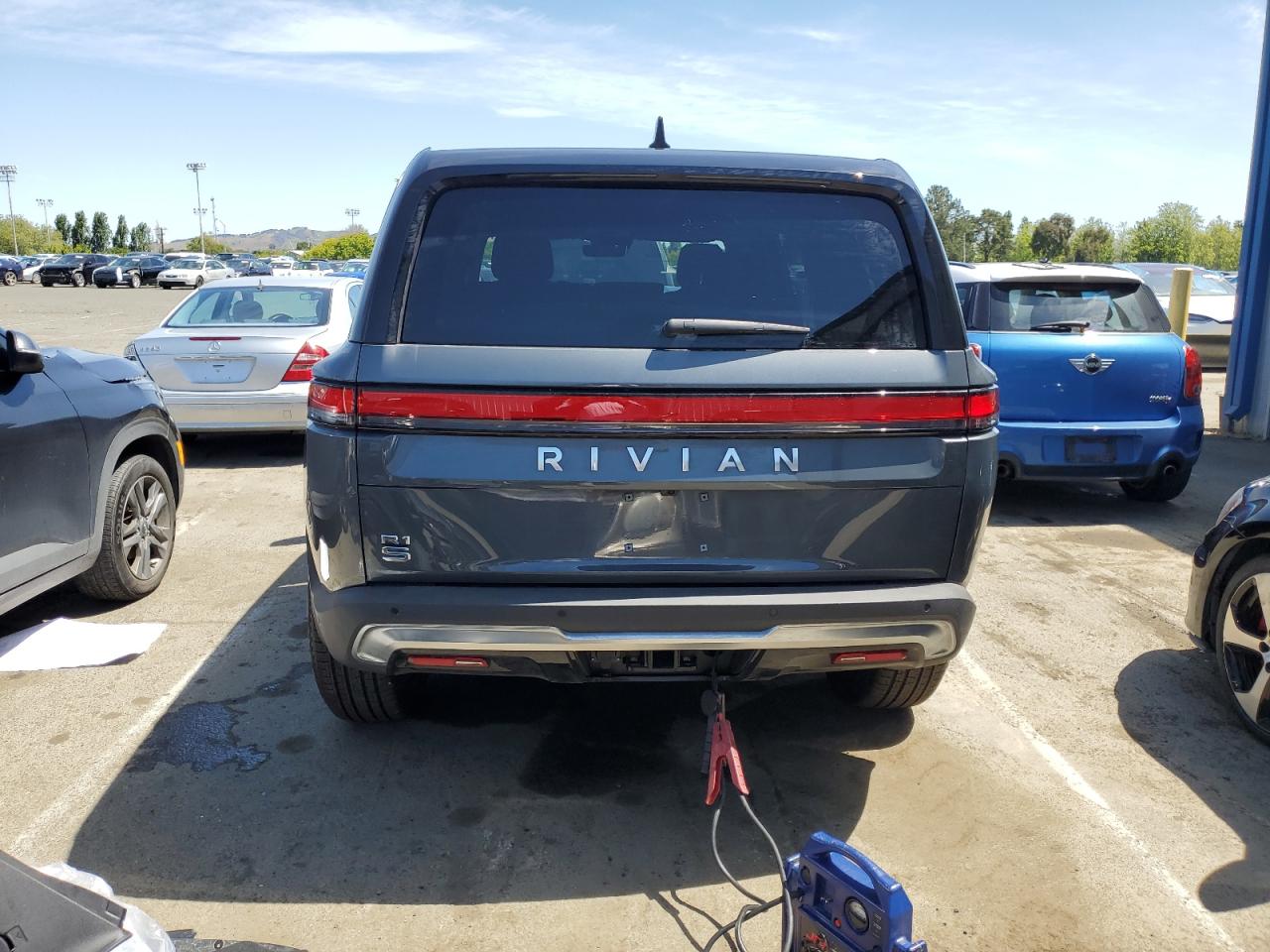 2024 RIVIAN R1S ADVENTURE VIN:7PDSGCBA9RN030408