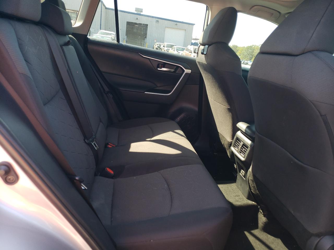 2022 TOYOTA RAV4 XLE VIN:2T3W1RFV5NW227167