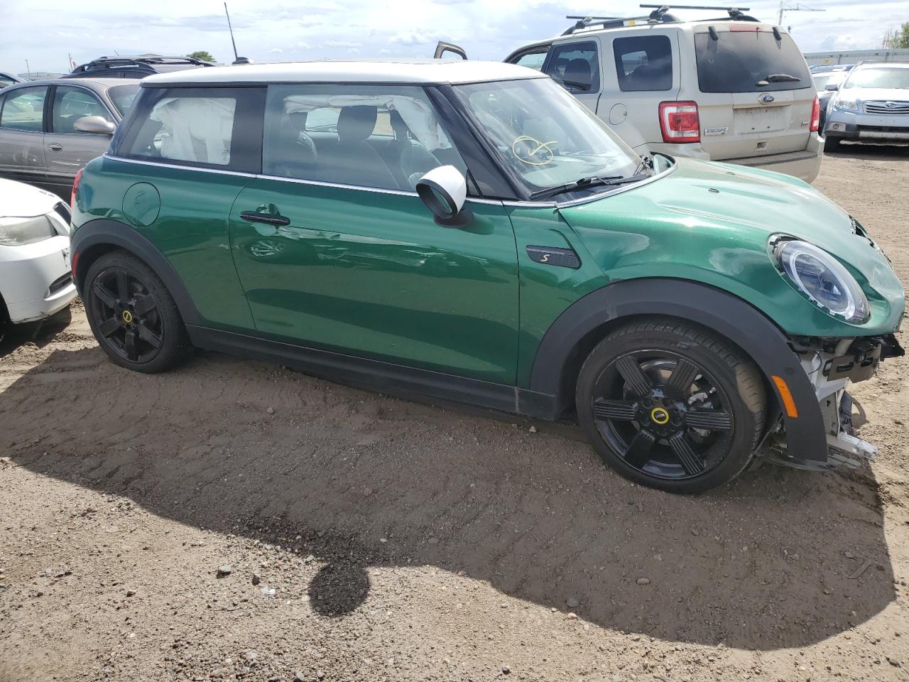 2022 MINI COOPER SE VIN:WMW13DJ09N2R37407