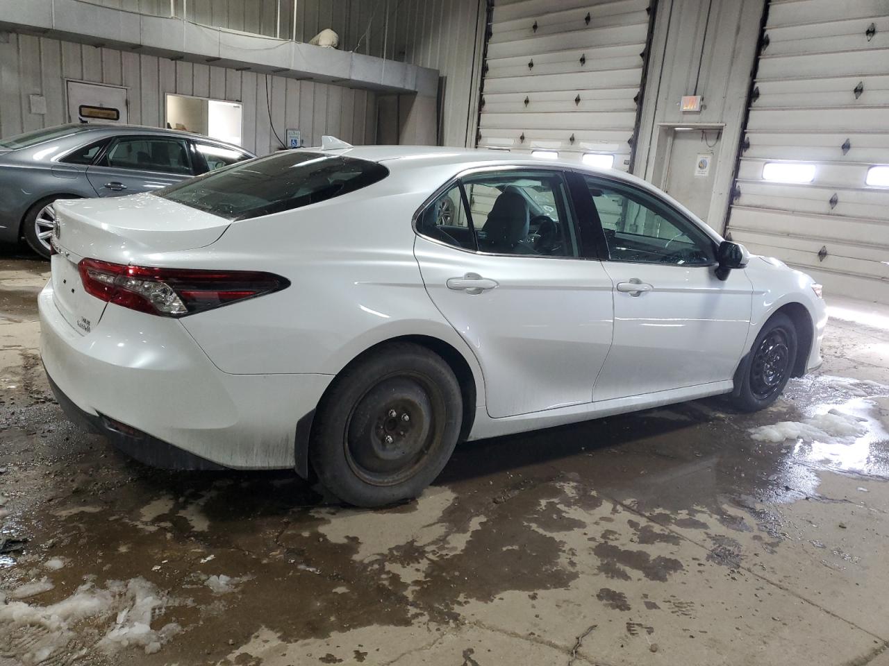 2024 TOYOTA CAMRY XLE VIN:4T1F31AK7RU077537