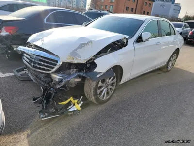 2020 Mercedes-Benz E 300 W1KZF4KB4LA861228 VIN:W1KZF4KB4LA861228