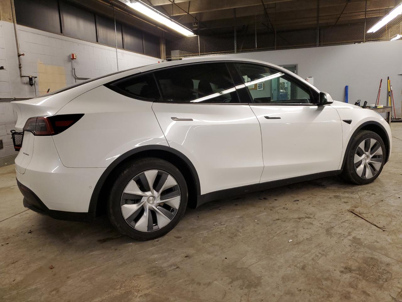 2022 TESLA MODEL Y  VIN:7SAYGDEEXNA013017