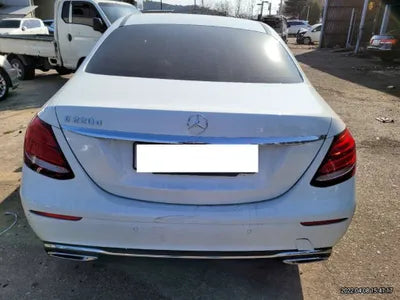 2017 Mercedes-Benz E 220 202KMWDDZF0EB4HA0 VIN:202KMWDDZF0EB4HA0