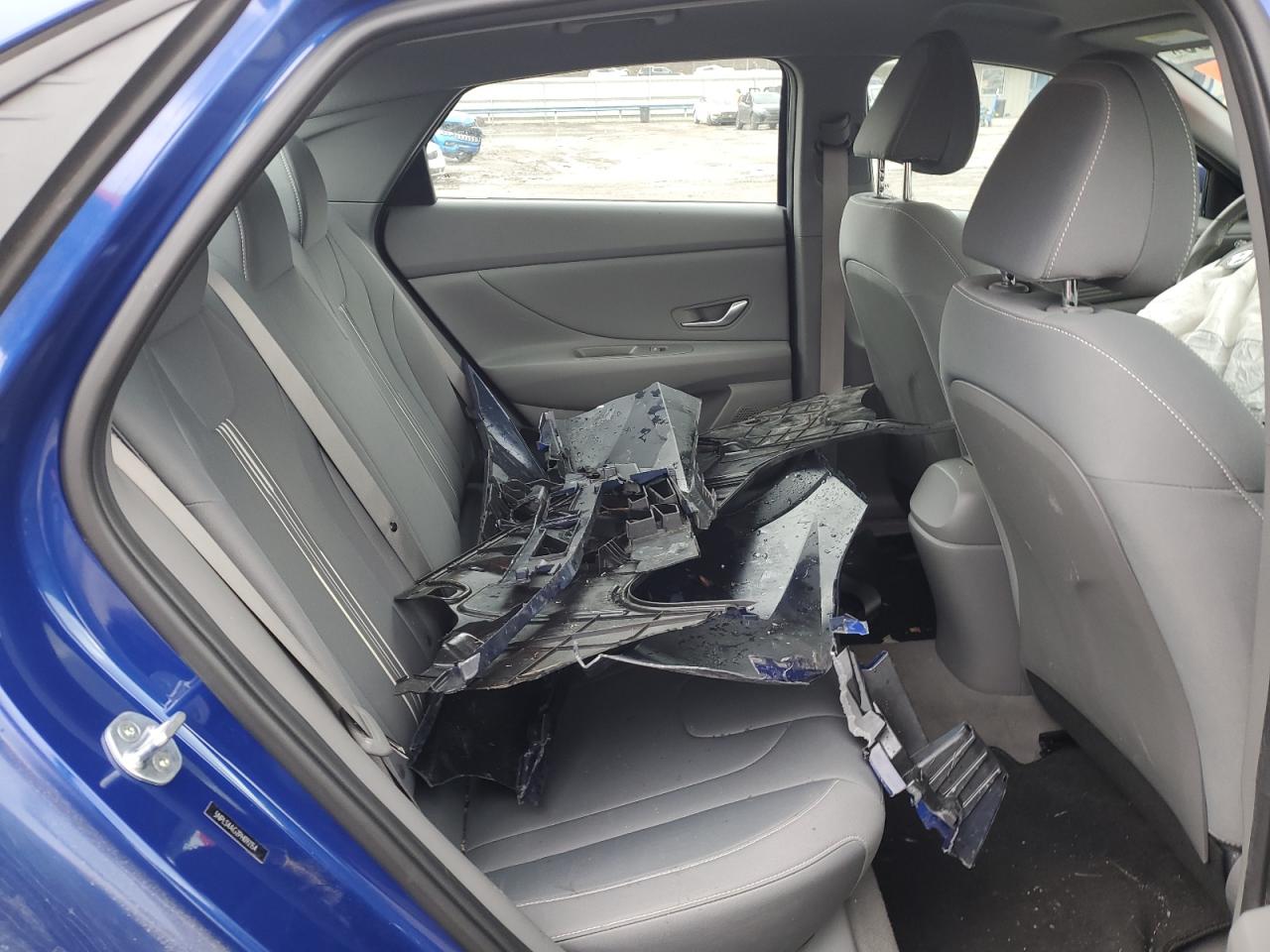 2023 HYUNDAI ELANTRA SEL VIN:5NPLS4AG2PH092154