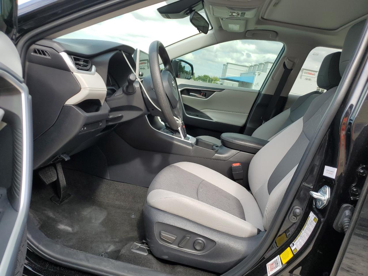 2024 TOYOTA RAV4 XLE VIN:2T3W1RFV0RC291463