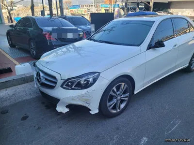 2015 Mercedes-Benz E 220 VIN: