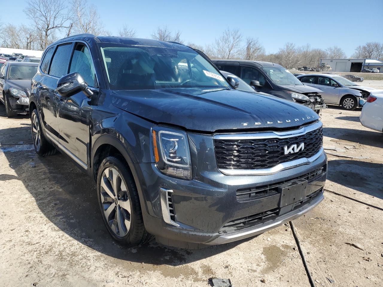 2022 KIA TELLURIDE S VIN:5XYP64HC4NG283636