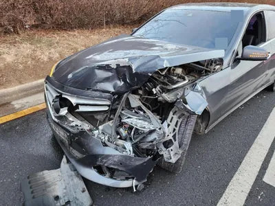 2015 Mercedes-Benz E 220 WDDHF0AB8FB121587 VIN:WDDHF0AB8FB121587