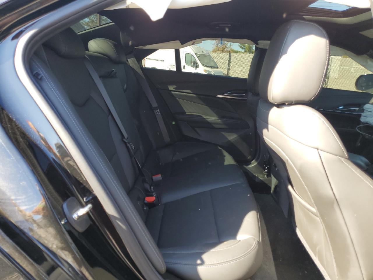 2023 CADILLAC CT4 LUXURY VIN:1G6DK5RK0P0106944