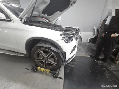 2023 Mercedes-Benz GLC 300 VIN: