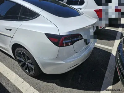 2021 Tesla Model 3 VIN: