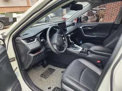 2022 Toyota RAV4 VIN: